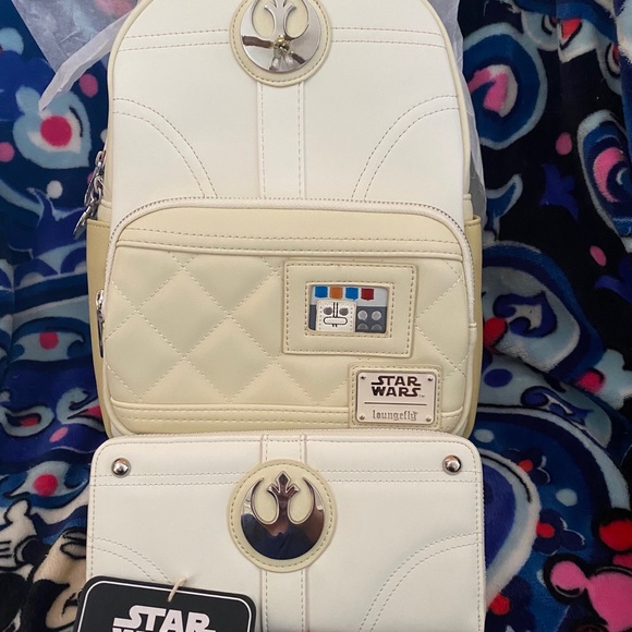 Loungefly Handbags - BNWT Loungefly Princess Leia w/Wallet